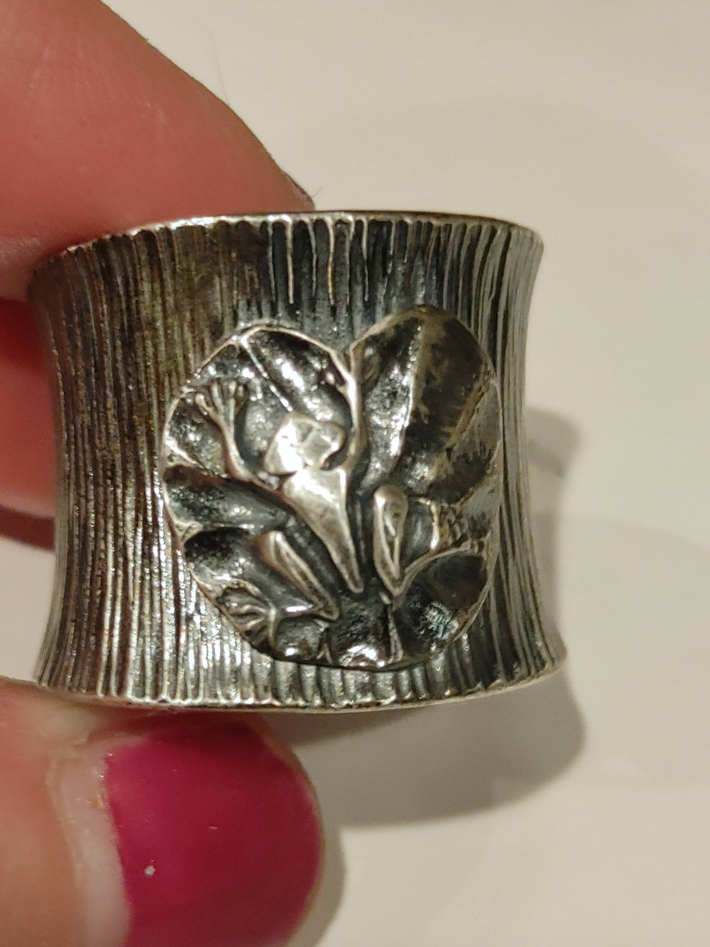 Frog On Lily Pad Cigar Ring Sterling Silver