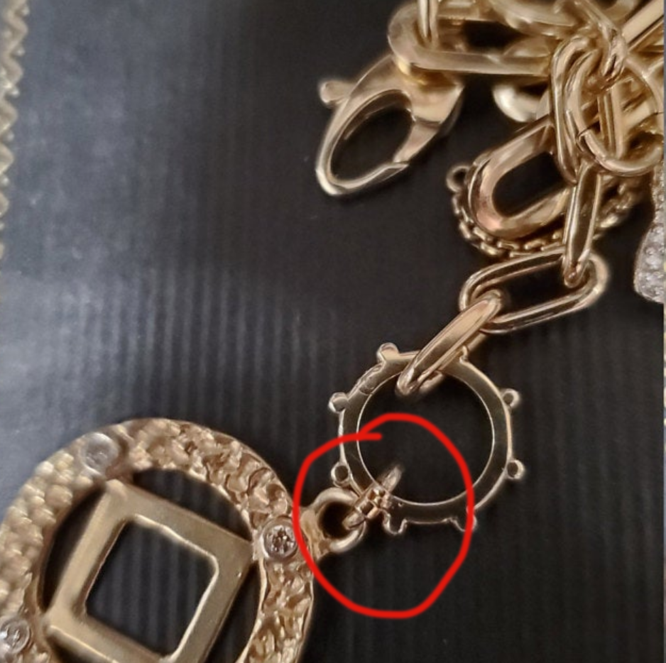 14K Solid Gold Link Lock Jump Ring Charm Pendant Secure Holder Accessory