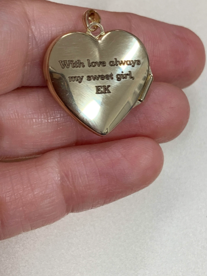 14K Yellow Gold Photo Locket Heart Shape