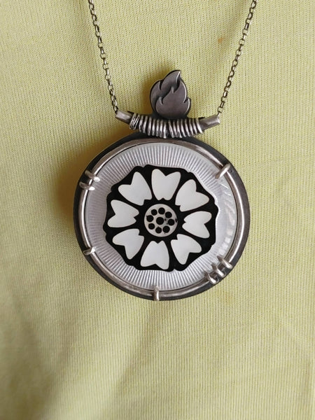 Order of the White Lotus Avatar Necklace