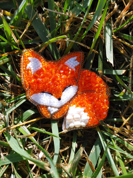 Beaded Embroidered Sleeping Fox Brooch Handmade
