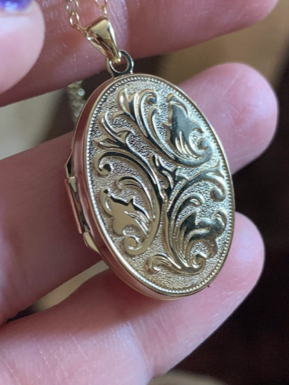 14K Yellow Gold Photo Locket
